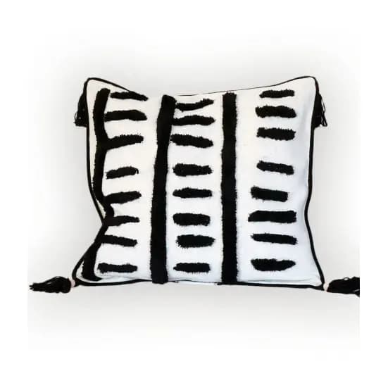 Lineal V Kuela X Designmixer Yastık