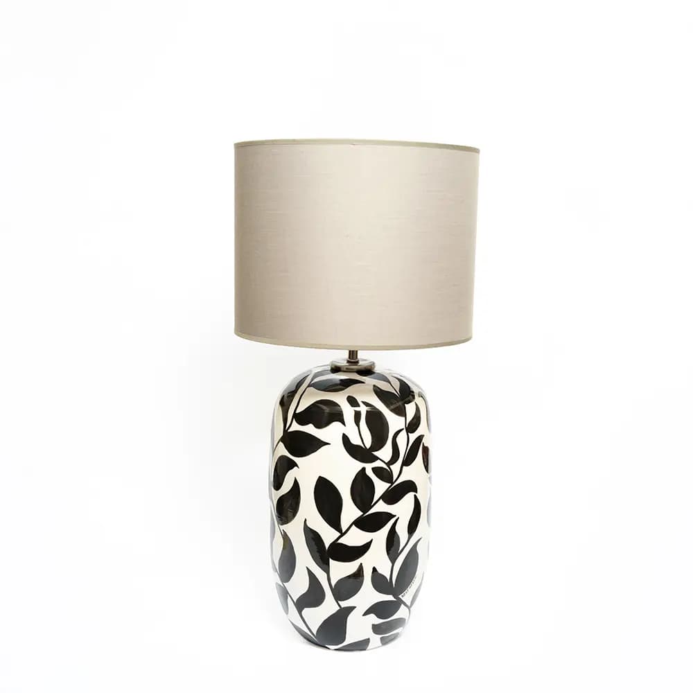 Siyah Yaprak Desenli Abajur